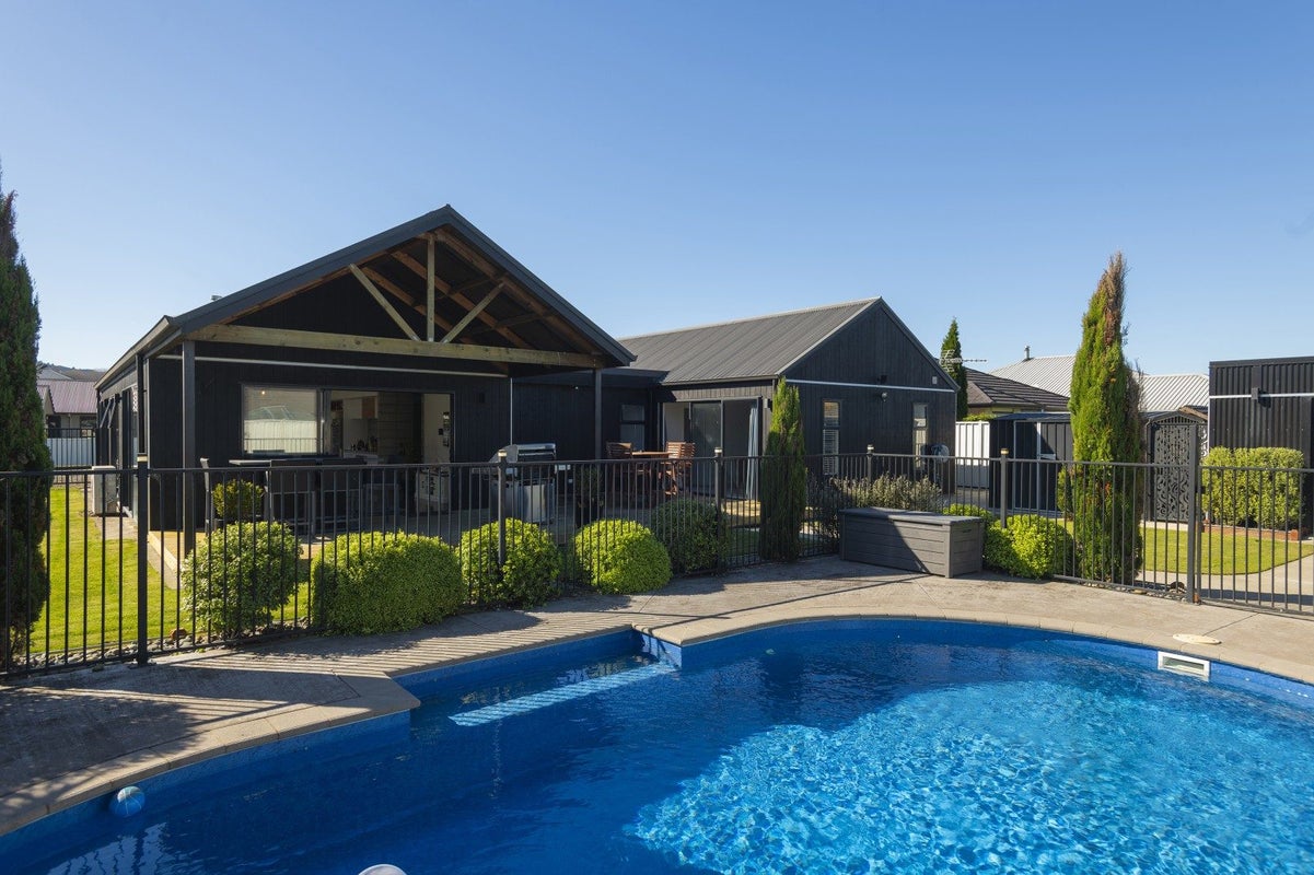 22 Fisher Place, Lytton West, Gisborne - Carousel 2