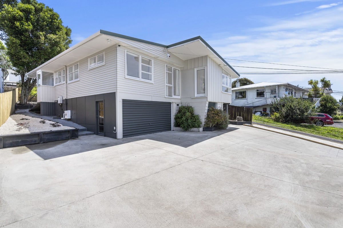 1/23 Park Road, Glenfield, Auckland - Carousel 2