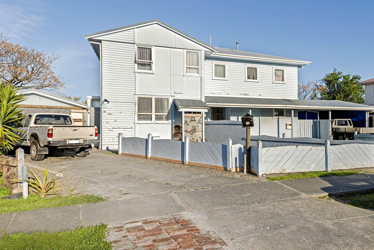 17 Fleming Street, Outer Kaiti, Gisborne - Carousel 2