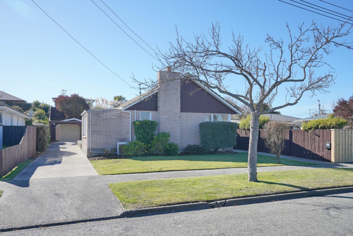 67 Vardon Crescent, Shirley, Christchurch - Carousel 1