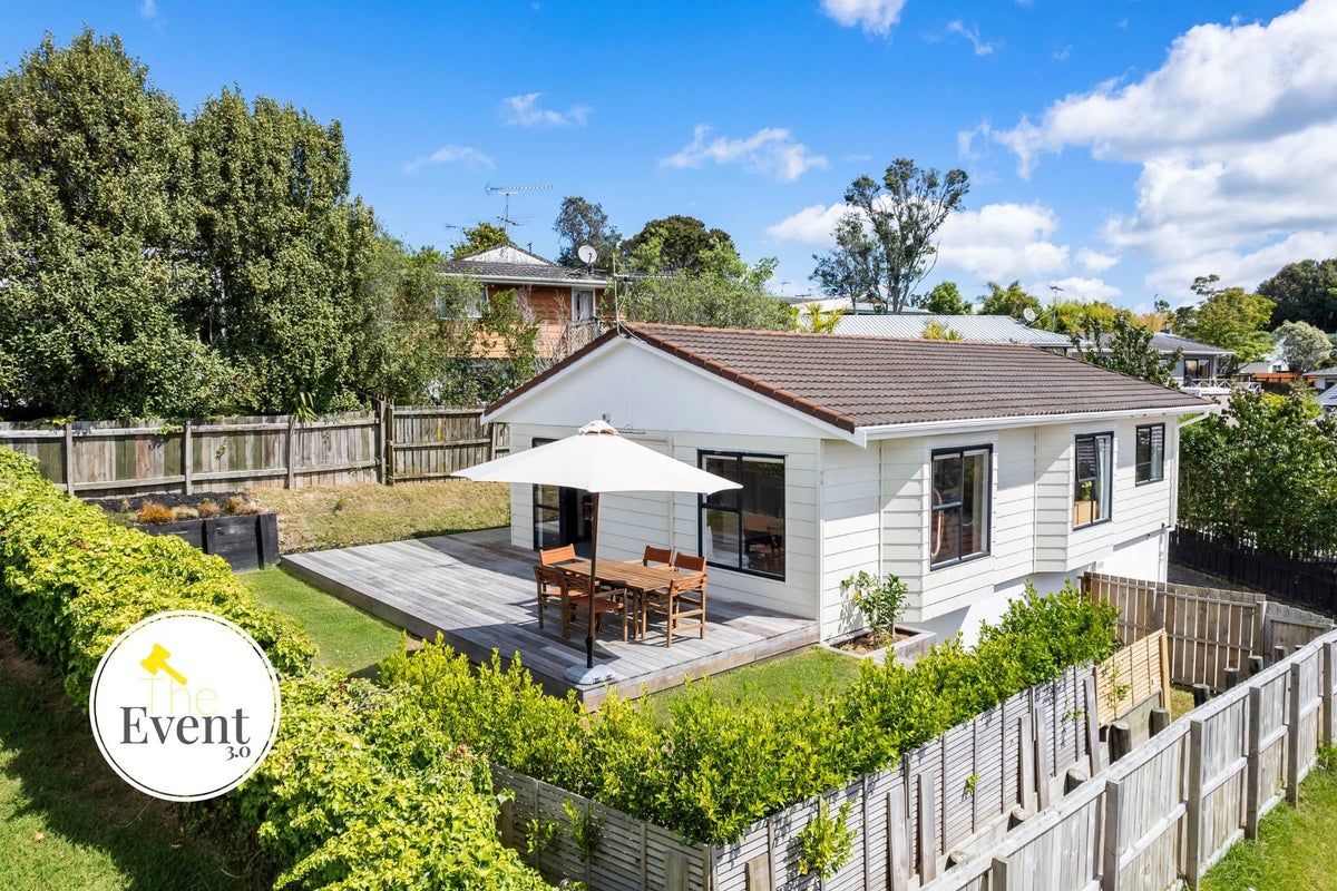 1/123 Spinella Drive, Bayview, Auckland - Carousel 1