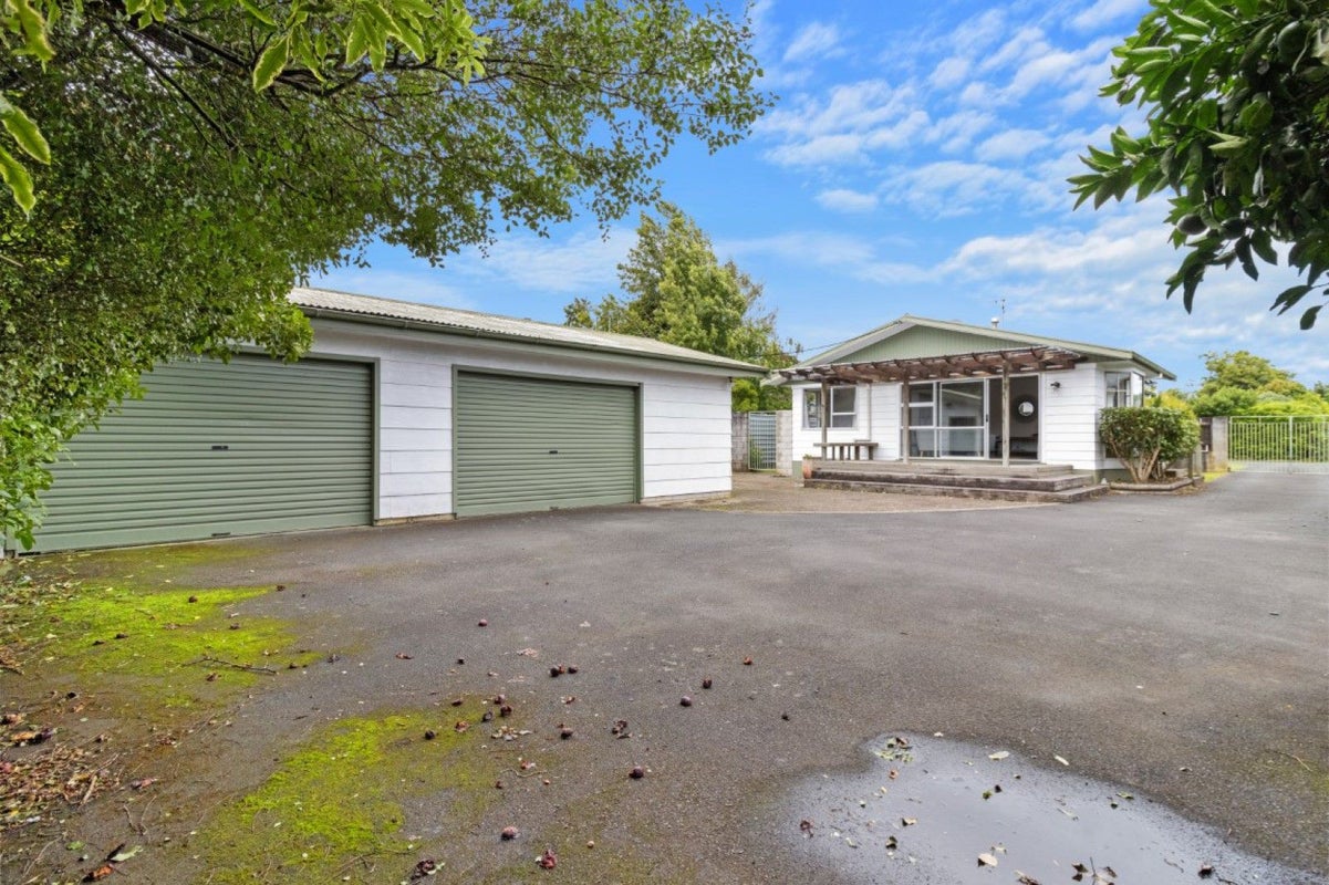 7 Camden Place, Pukete, Hamilton - Carousel 12