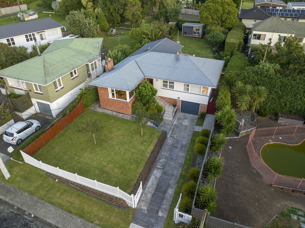 3 Pikitea Road, Mangere Bridge, Auckland - Carousel 2
