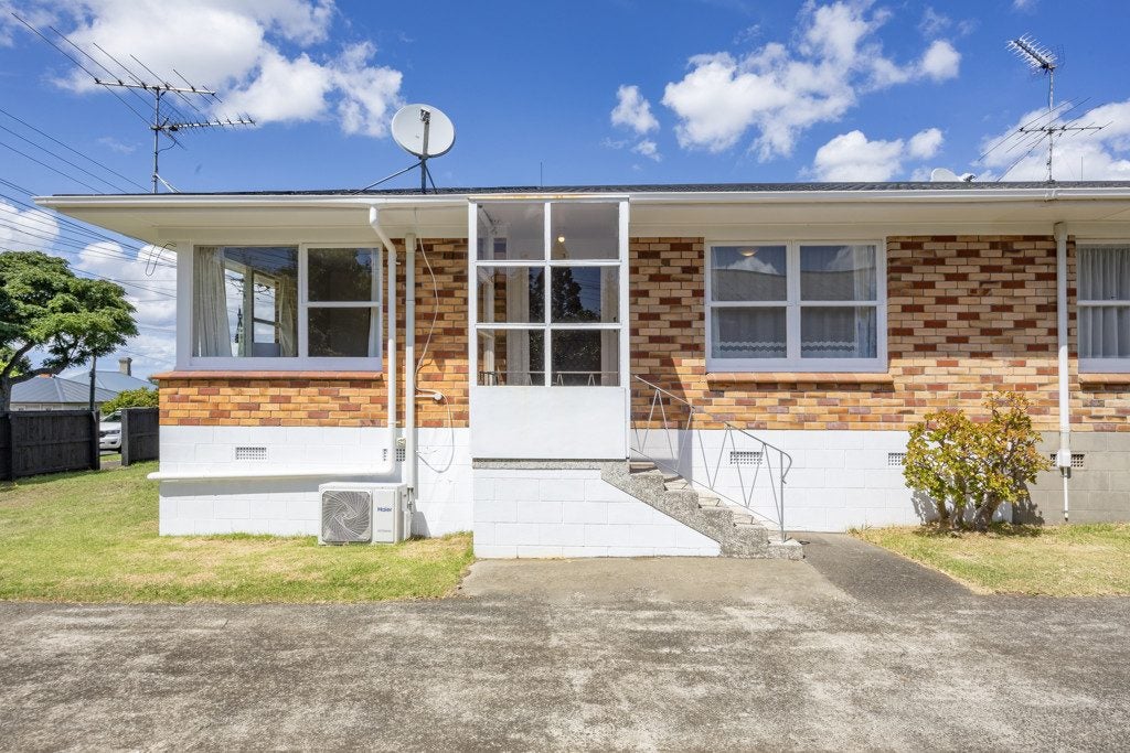 3/102 Victoria Street, Onehunga, Auckland - Carousel 2