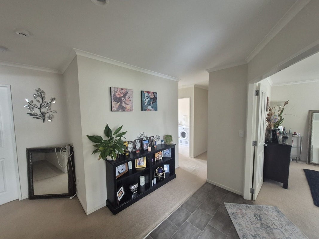 14 Percy Kinsman Crescent, Riverstone Terraces, Upper Hutt - Carousel 2