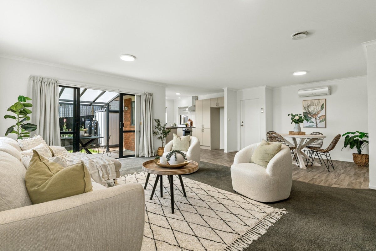 27 Amy Place, Pyes Pa, Tauranga - Carousel 2