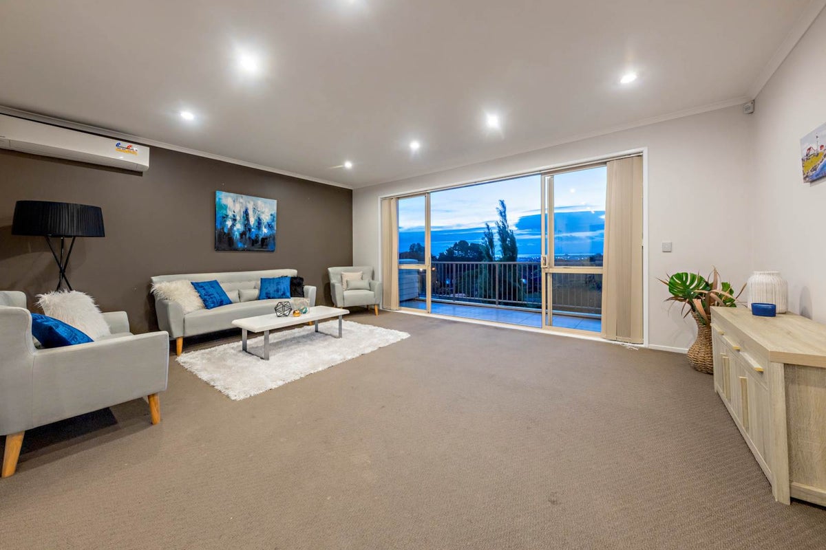 119A Redoubt Road, Goodwood Heights, Auckland - Carousel 2