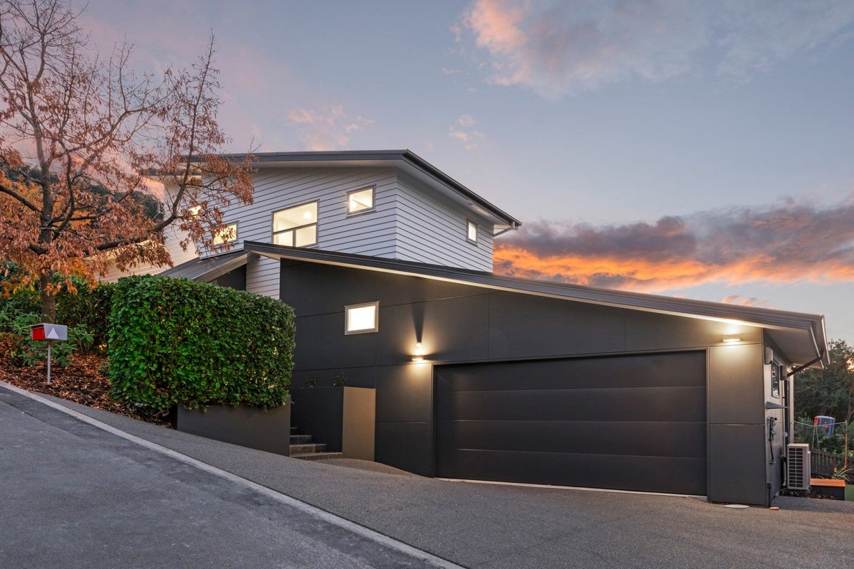 5 Maurice Knowles Lane, Cashmere, Christchurch - Carousel 1