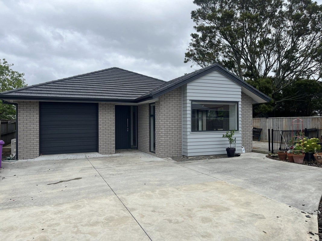 3A Rutland Place, Milson, Palmerston North - Carousel 1