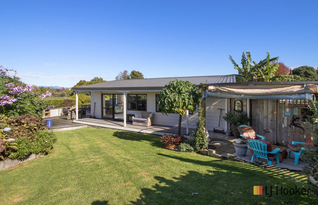 12A Koutunui Road, Athenree, Western Bay Of Plenty - Carousel 1