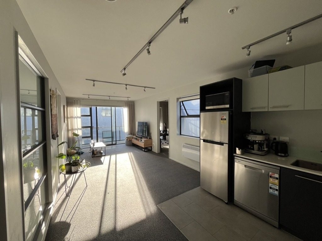 303/181 Tasman Street, Mount Cook, Wellington - Carousel 2