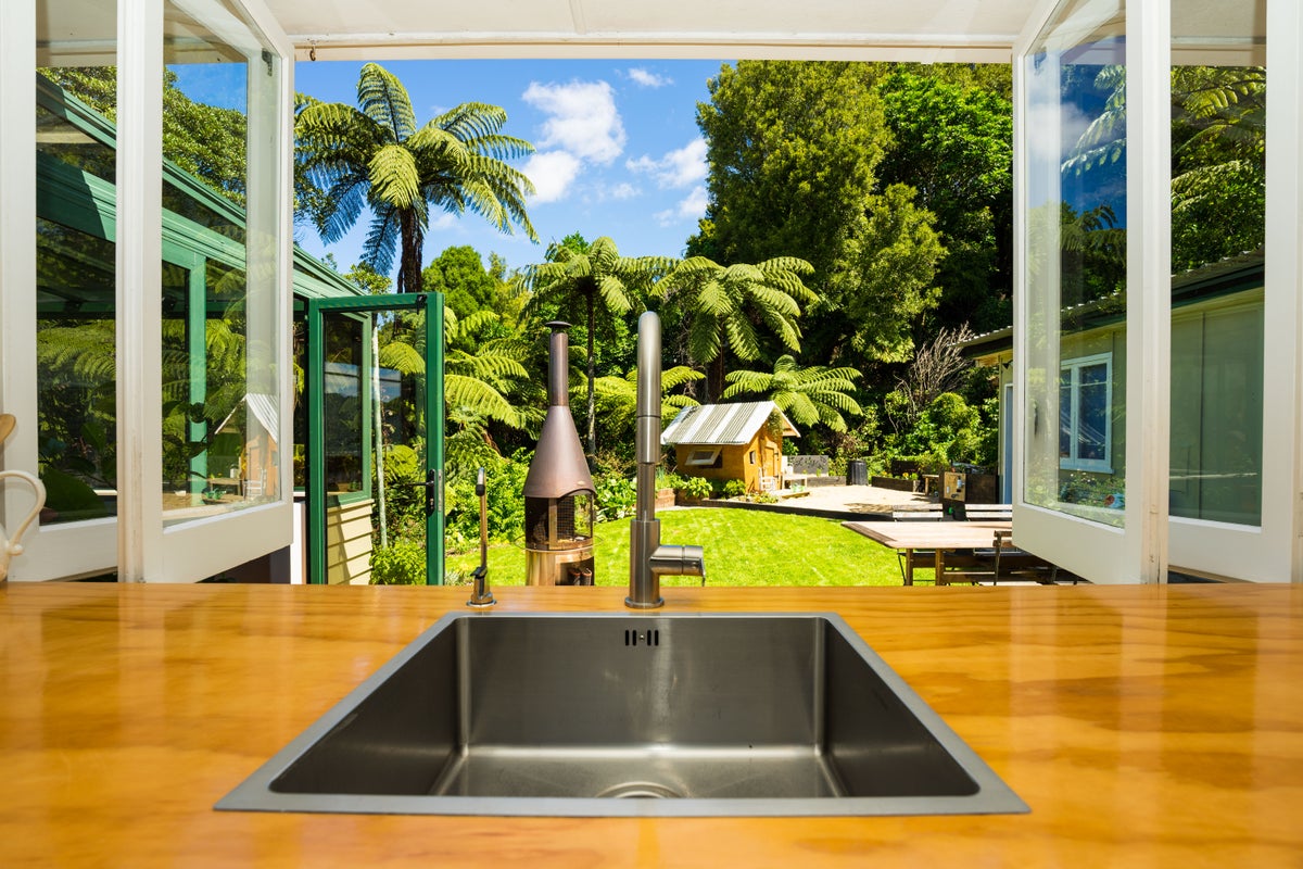 29 Gurney Road, Kelson, Lower Hutt - Carousel 1