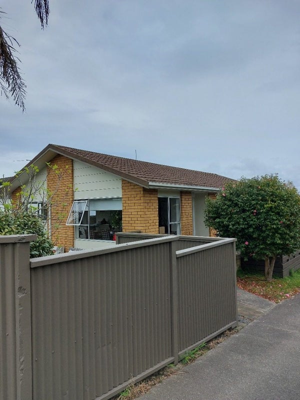 1/193 Lake Road, Belmont, Auckland - Carousel 1