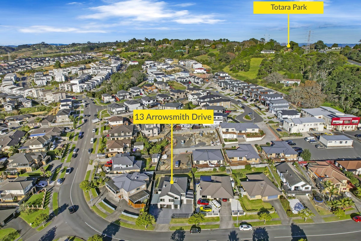 13 Arrowsmith Drive, Clover Park, Auckland - Carousel 27