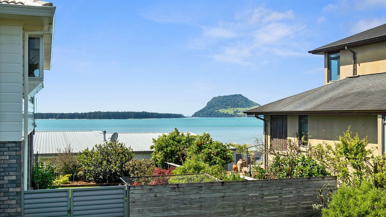 11A Cooneys Drive, Matua, Tauranga - Carousel 1