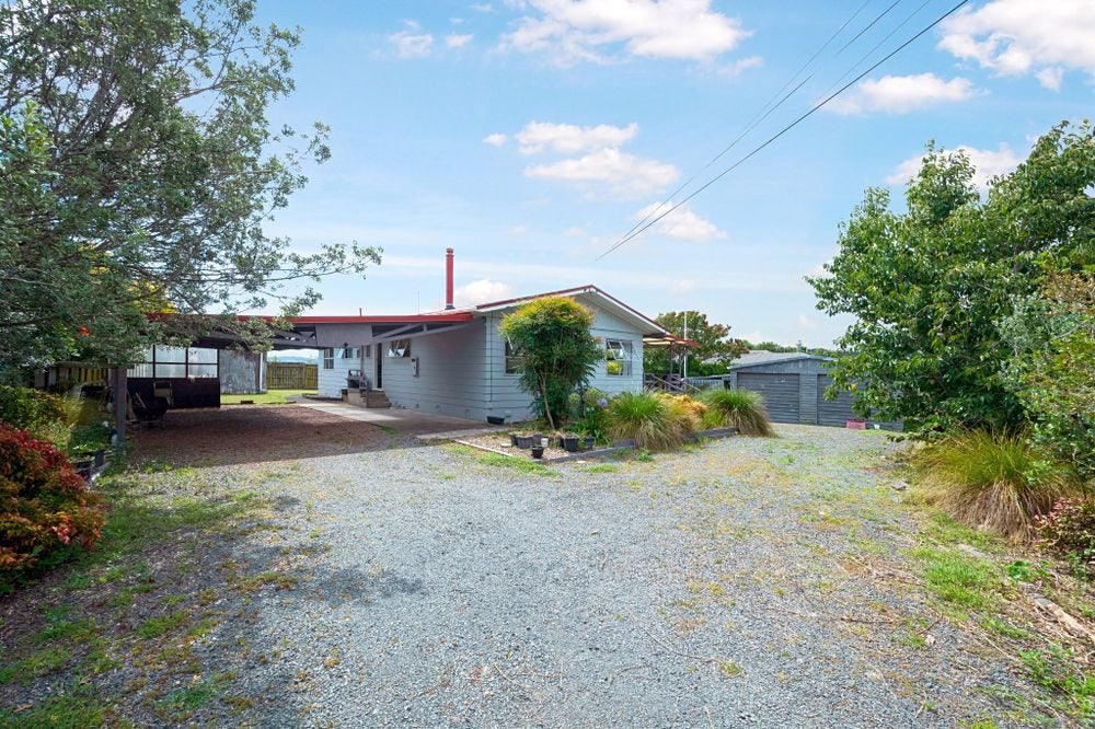 2 Tapu Road, Huapai, Kumeu - Carousel 1