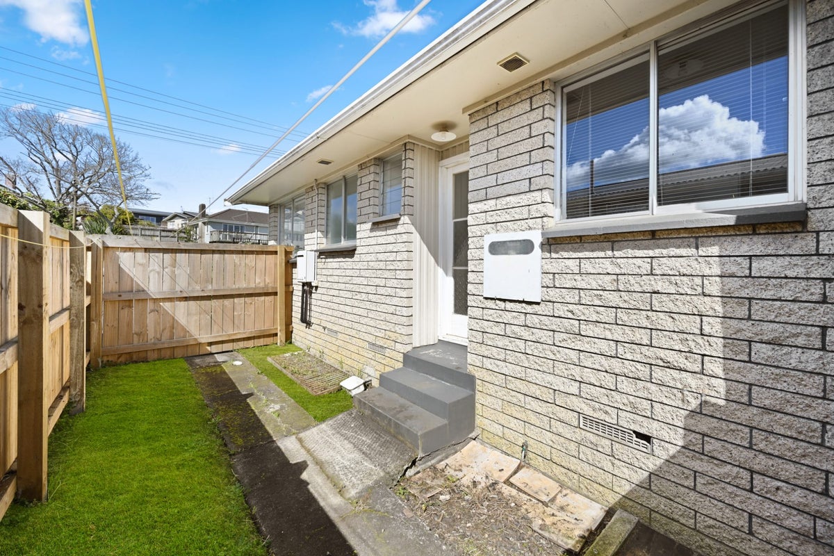 118 Tawa Street, Melville, Hamilton - Carousel 10