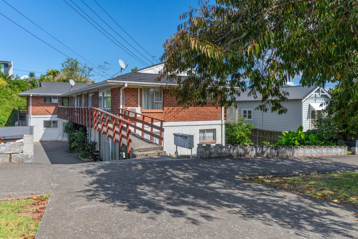 6/4 Shaw Street, Kingsland, Auckland - Carousel 2