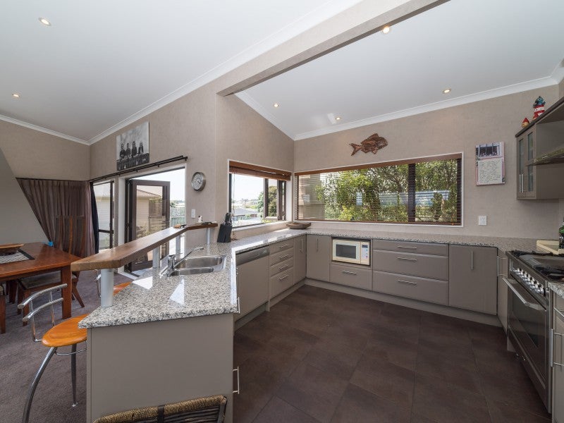 23 Rua Avenue, Waitarere Beach, Levin - Carousel 2