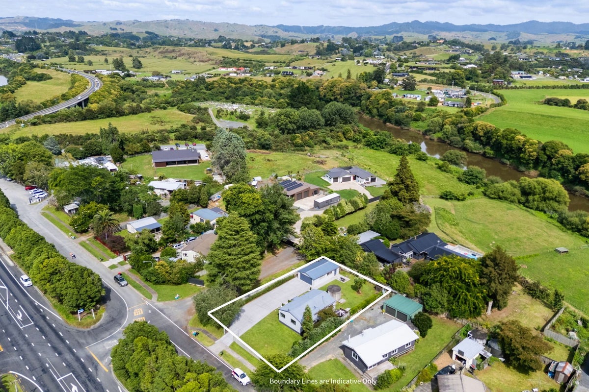 11 Rothwell Lane, Whatawhata, Hamilton - Carousel 23