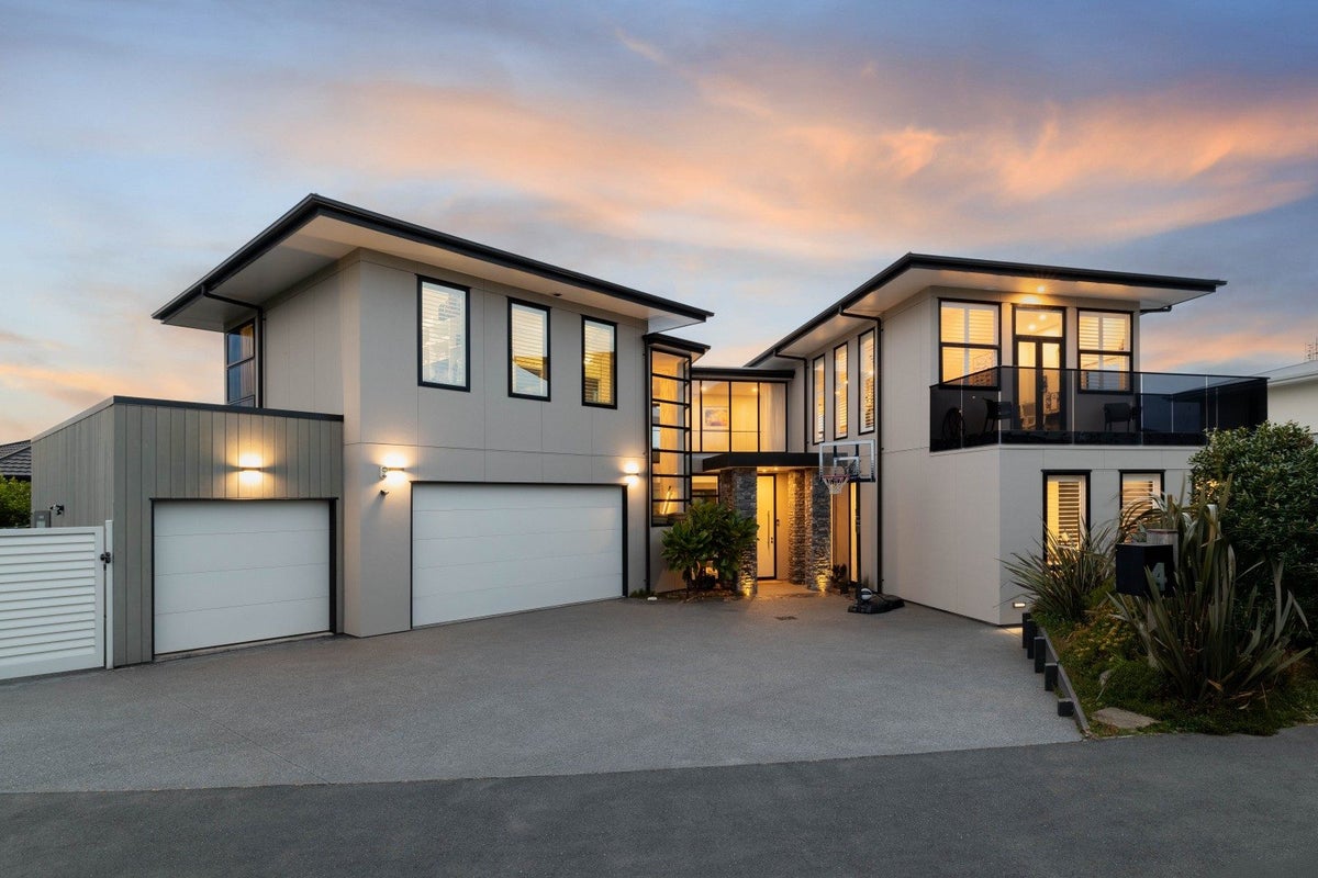 4 Muriwai Drive, Diamond Harbour, Lyttelton - Carousel 2
