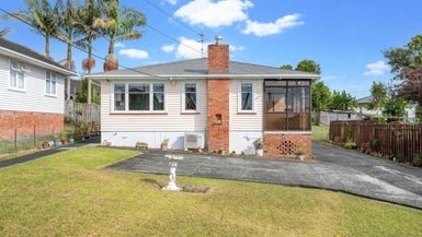 34 Kelwyn Road, Kelston, Auckland - Carousel 1