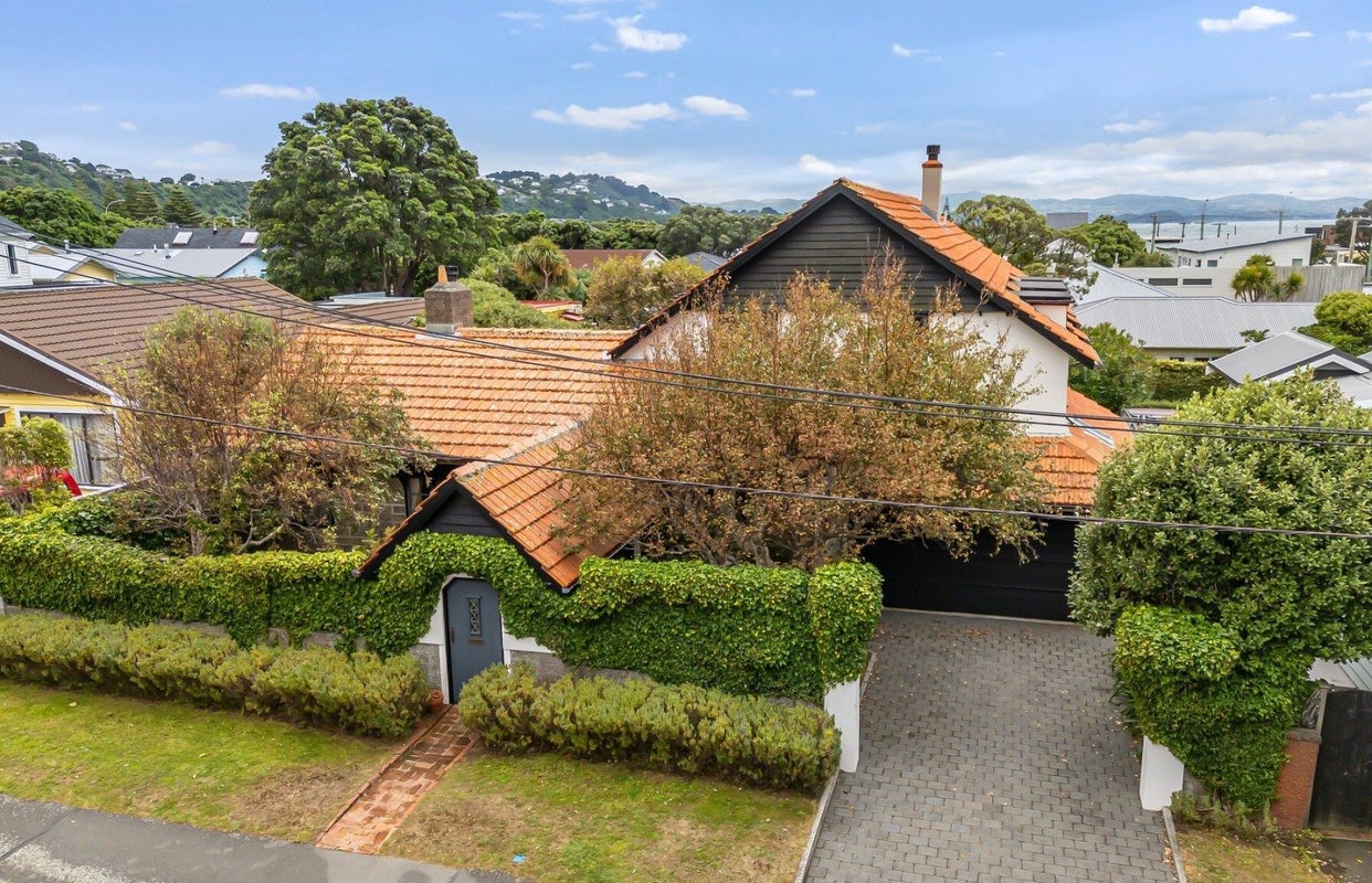 51 Ludlam Street, Seatoun, Wellington - Carousel 1
