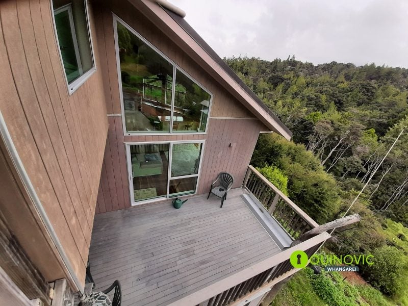 65 Memorial Drive, Parahaki, Whangarei - Carousel 1