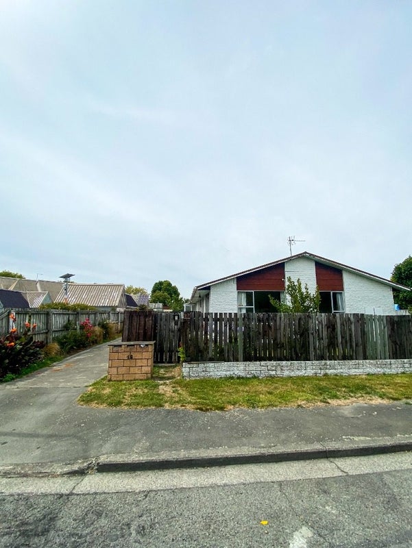 1/12 Cecil Place, Waltham, Christchurch - Carousel 12