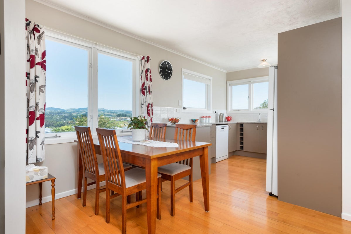 6 Argyll Road, Greerton, Tauranga - Carousel 14