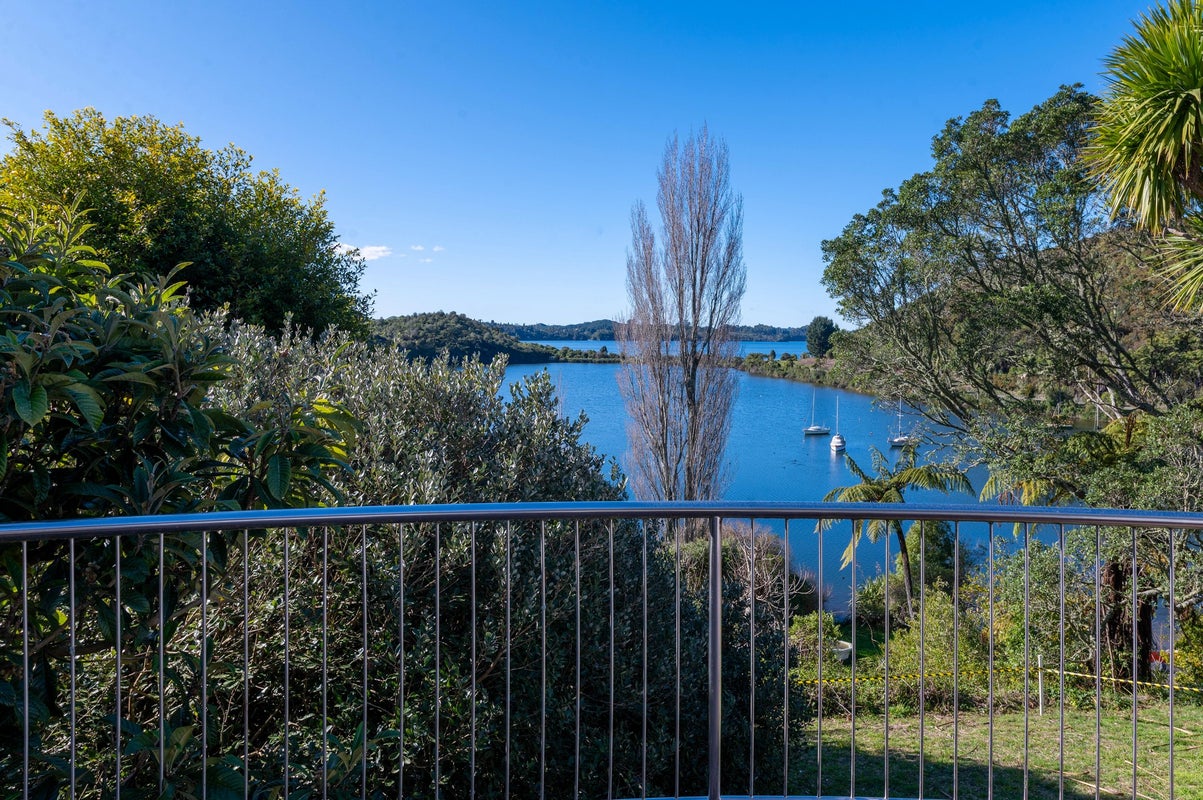 30 Okawa Bay Road, Tikitere, Rotorua - Carousel 2
