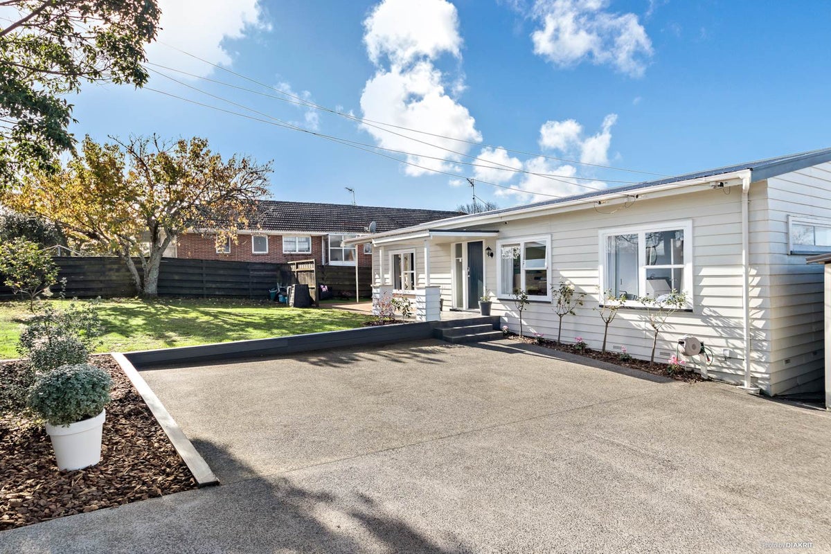 4 Whitney Street, New Windsor, Auckland - Carousel 2