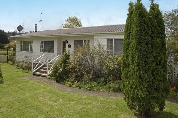 90 Matua Road, Huapai, Kumeu - Carousel 1