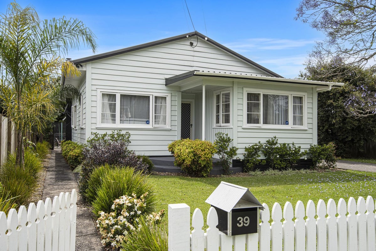 39 West End Avenue, Woodhill, Whangarei - Carousel 1