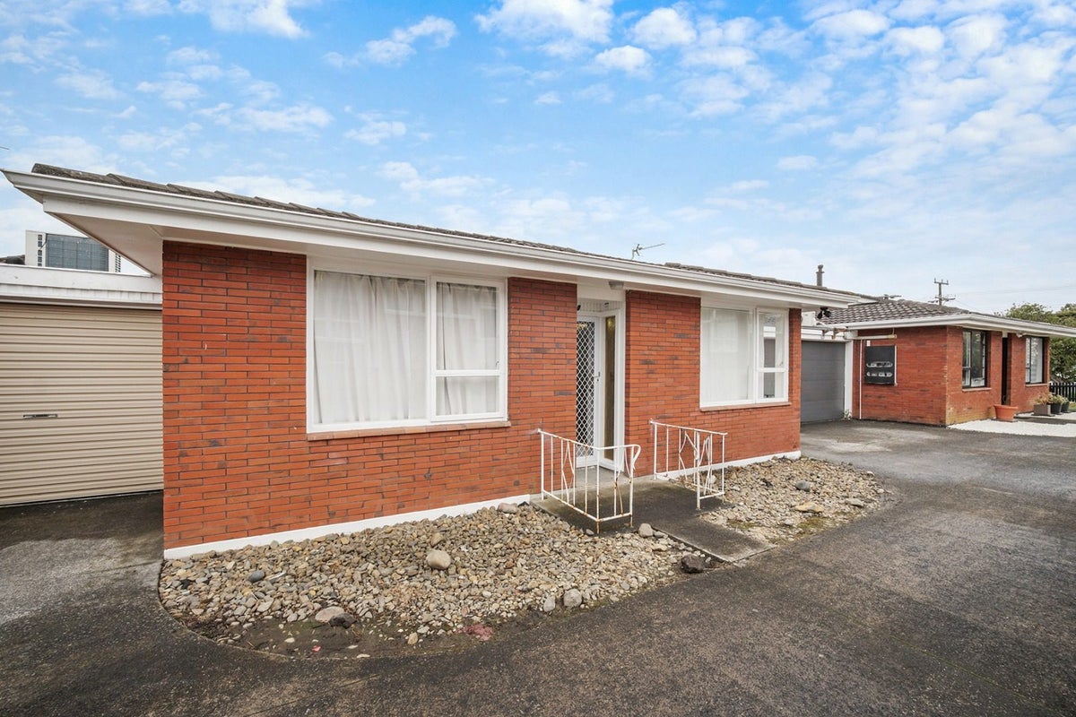 2/8 Akehurst Avenue, New Lynn, Auckland - Carousel 9
