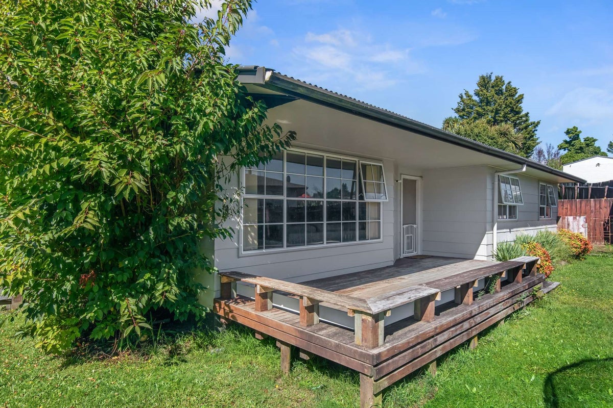 112 Homedale Street, Pukehangi, Rotorua - Carousel 1