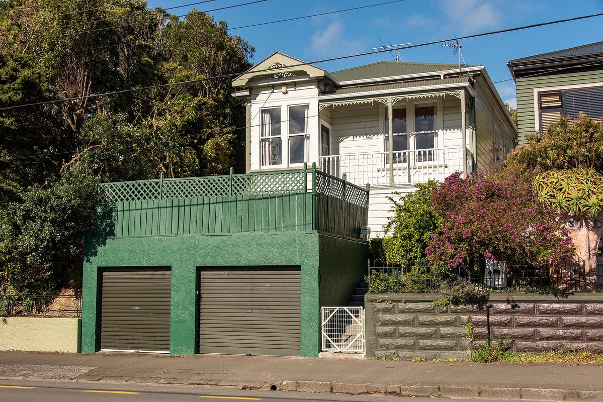 531 Adelaide Road, Berhampore, Wellington - Carousel 1
