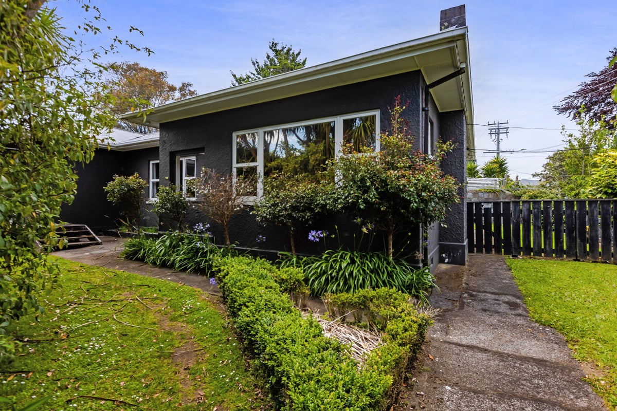91 Mill Road, Lower Vogeltown, New Plymouth - Carousel 1
