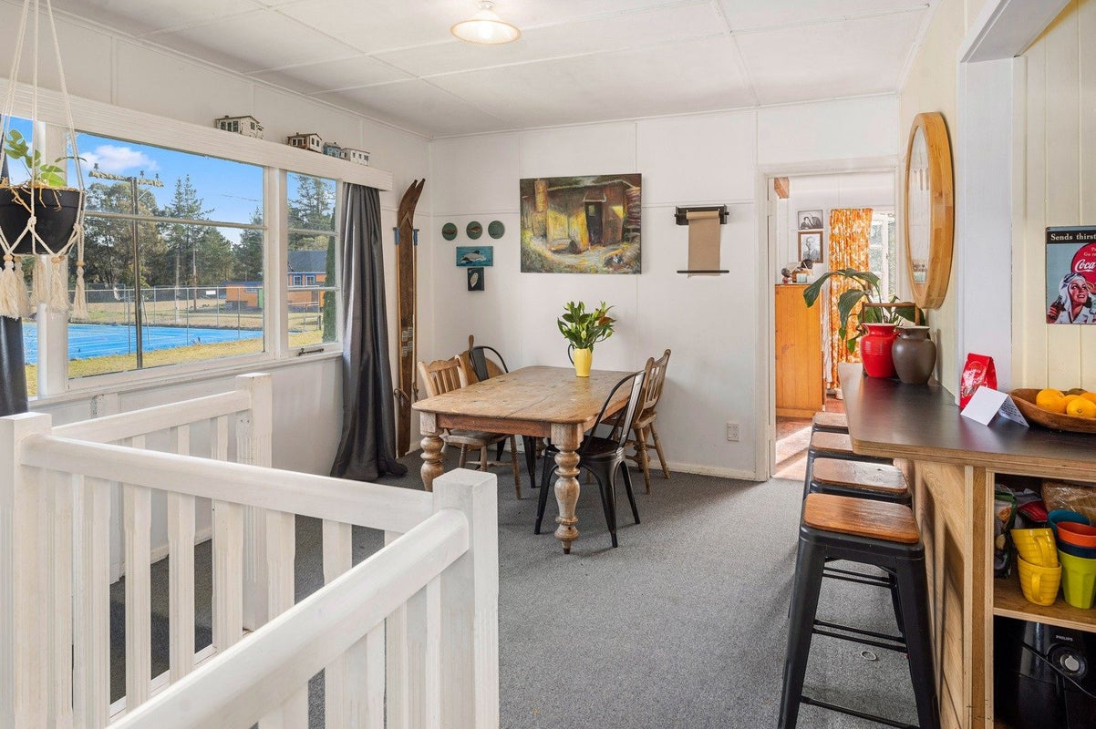 8 Mohio Street, KAKAHI, OWHANGO - Carousel 2