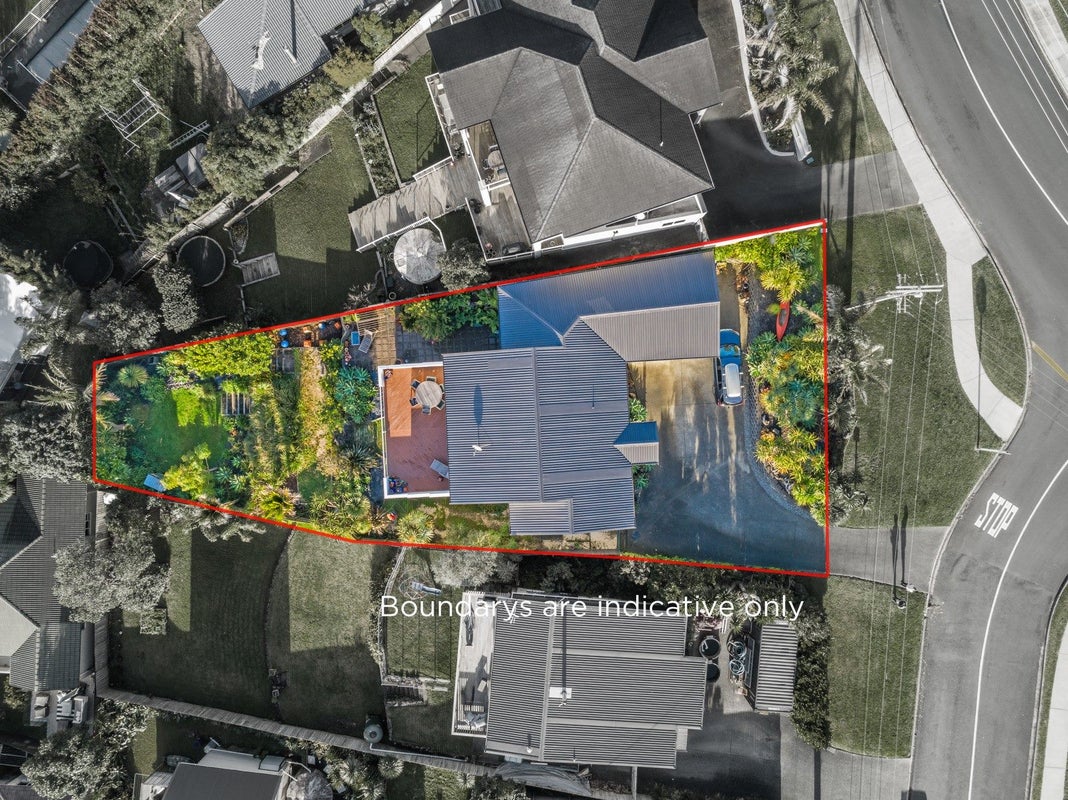 1 Melandra Road, Stanmore Bay, Whangaparaoa - Carousel 2