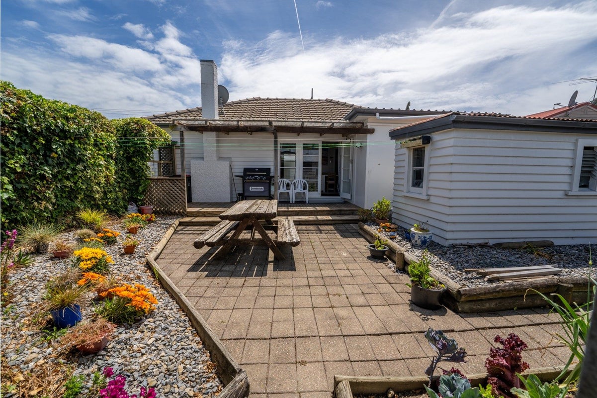 1/9 Green Street, Tahunanui, Nelson - Carousel 2