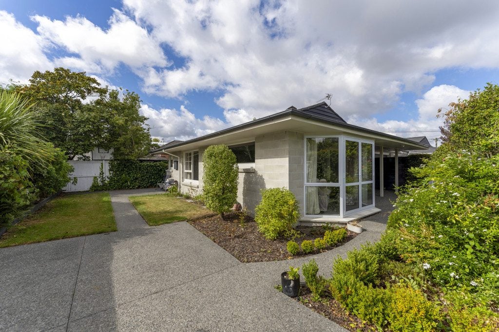 2/18B Strowan Road, Strowan, Christchurch - Carousel 1