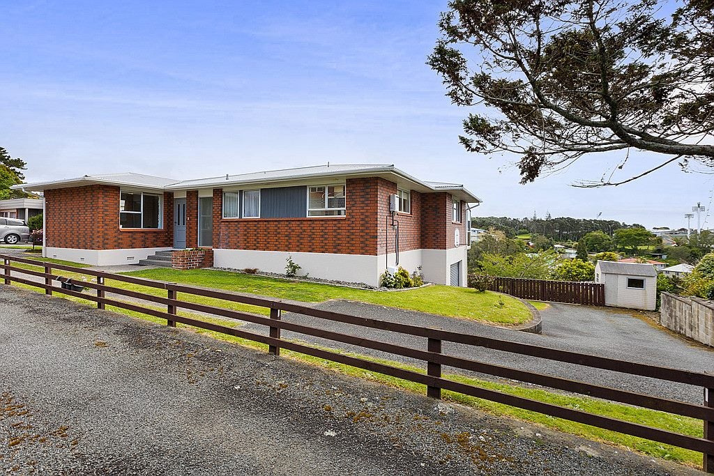114B Frankley Road, Frankleigh Park, New Plymouth - Carousel 1