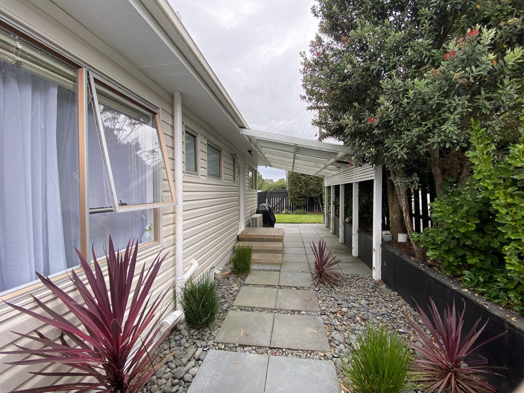 1/38 Aeroview Drive, Beach Haven, Auckland - Carousel 16