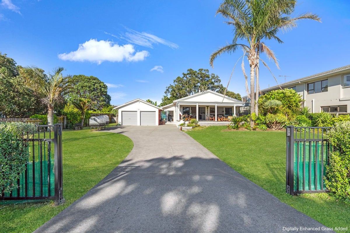 243 One Tree Point Road, One Tree Point - Carousel 2