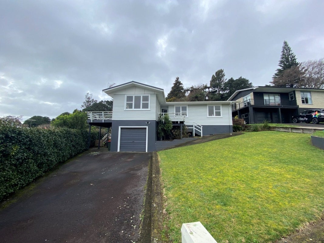 13 Anne Street, Ferndale, New Plymouth - Carousel 2