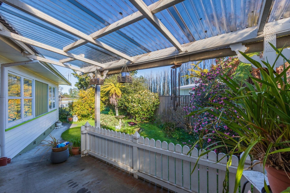 549 Lowe Street, Camberley, Hastings - Carousel 12