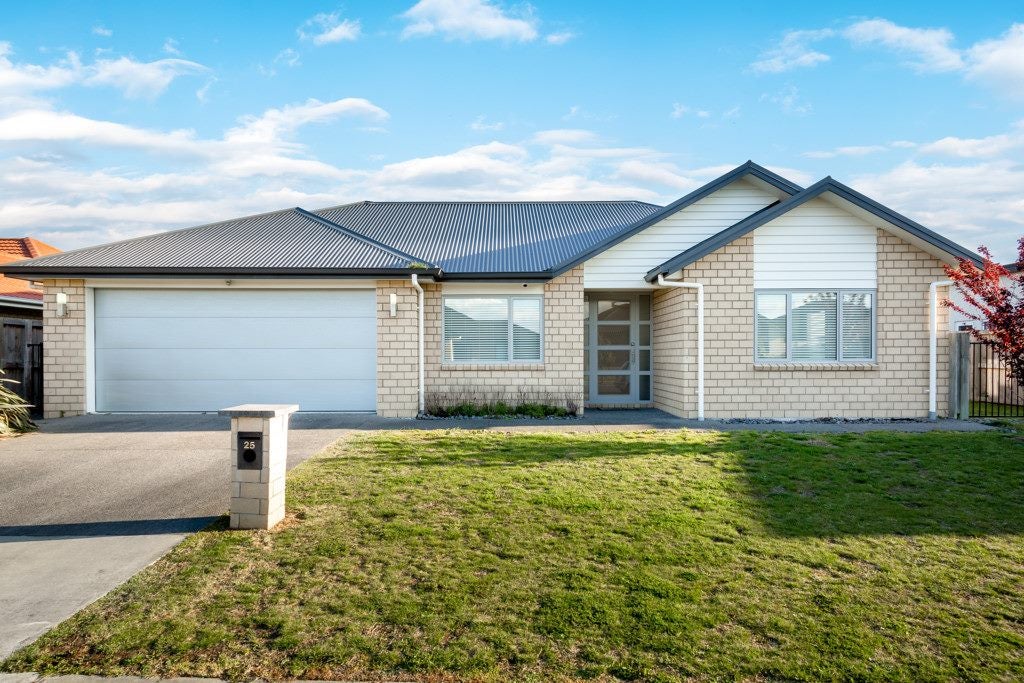 25 Teatree Close, Huntington, Hamilton - Carousel 1