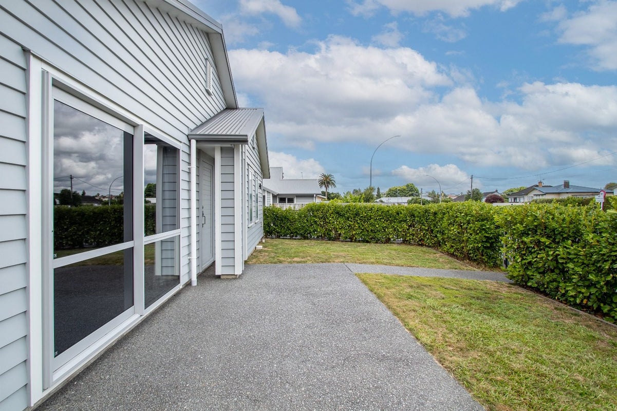 129 Forest Lake Road, Forest Lake, Hamilton - Carousel 2
