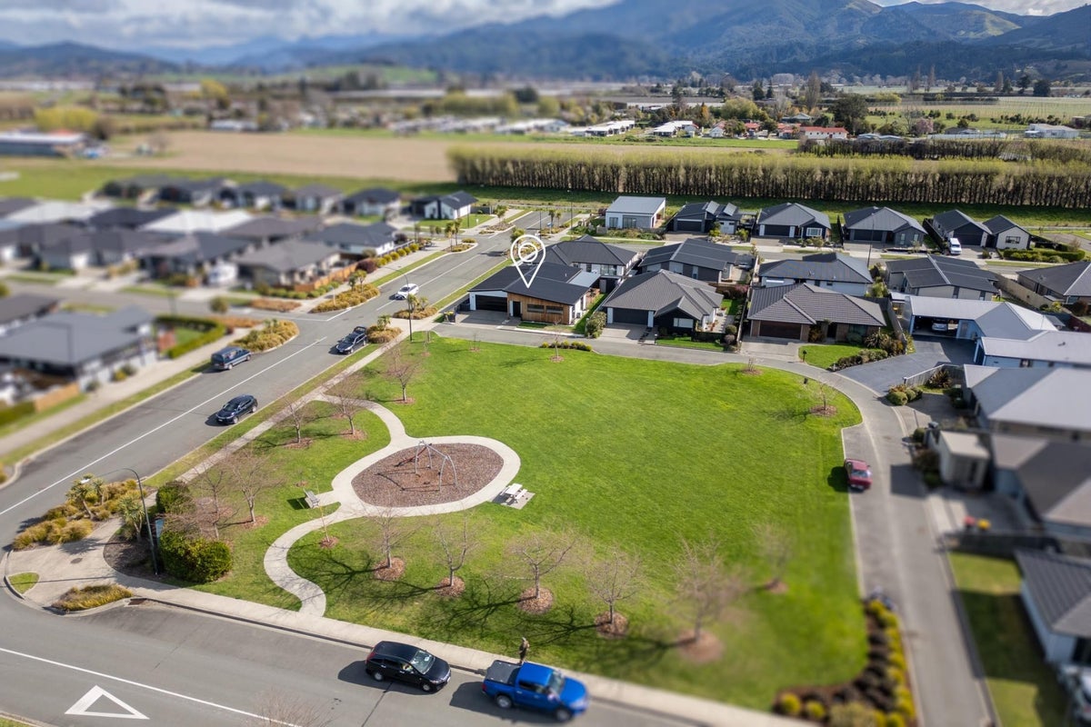 12 Tana Pukekohatu Avenue, MOTUEKA, Motueka - Carousel 2